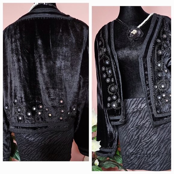 White Stag Velvet jacket embellished with silver beads, open front size Medium - Picture 2 of 11